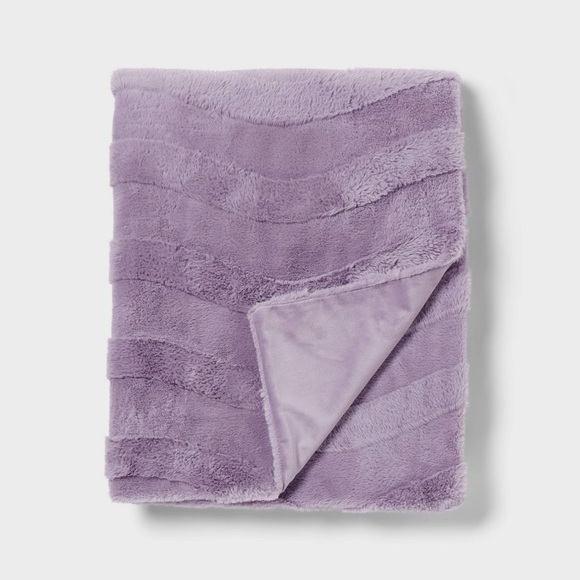 Pillowfort Other - Purple Wave Kids' Plush Throw Blanket - Pillowfort